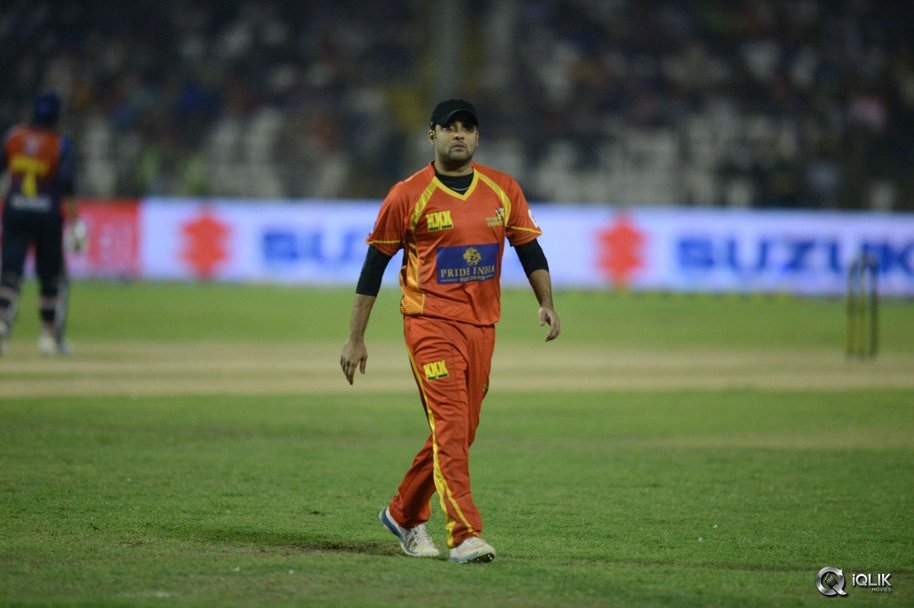 CCL-5-Telugu-Warriors-vs-Bengal-Tigers-Match-Photos